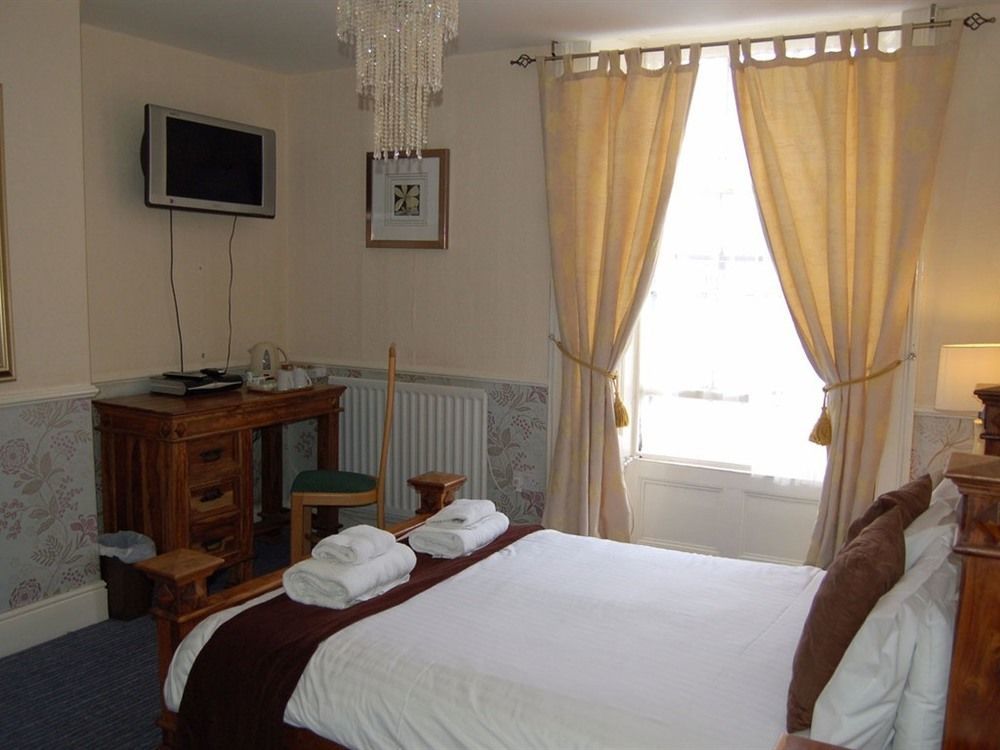 Schooner Hotel آلن موث المظهر الخارجي الصورة